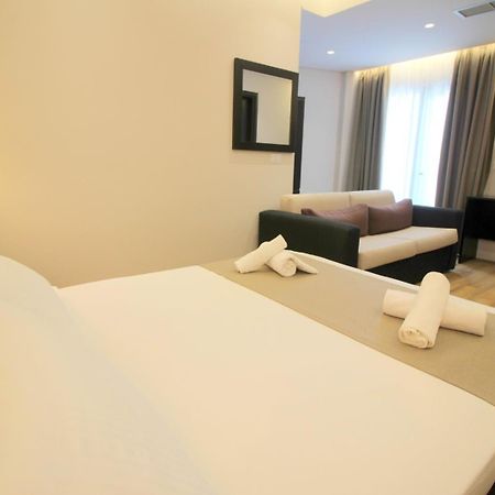 Hotel Strora Саранда Экстерьер фото