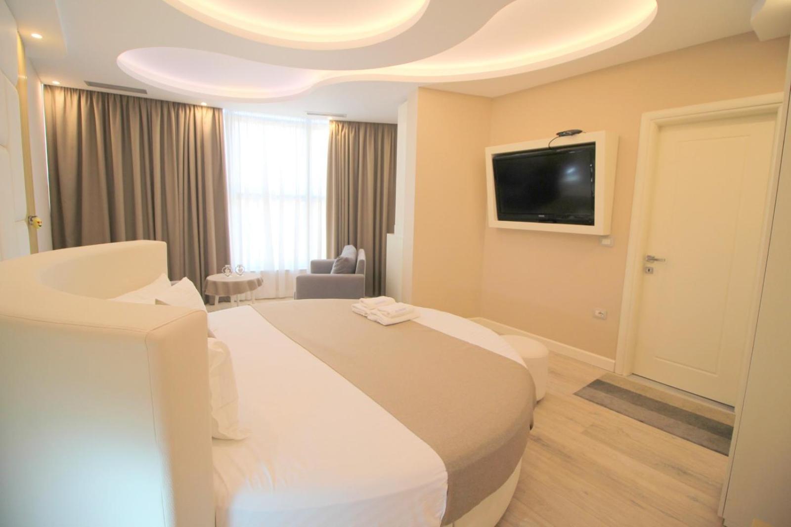 Hotel Strora Саранда Экстерьер фото