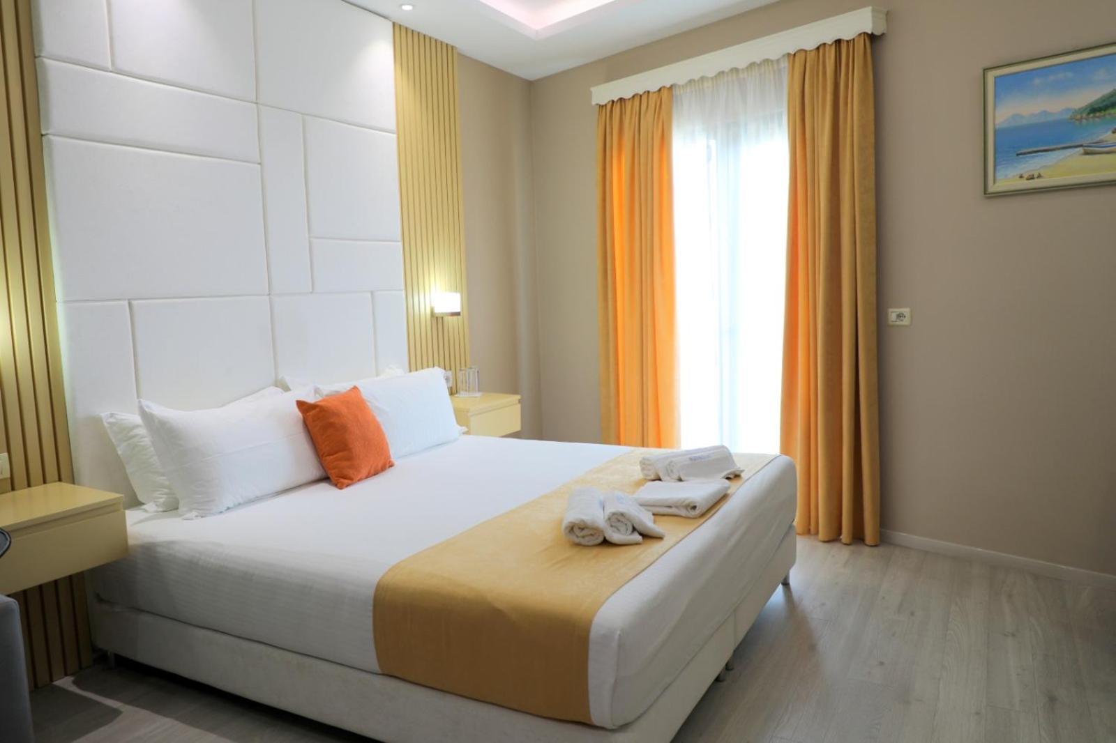 Hotel Strora Саранда Экстерьер фото